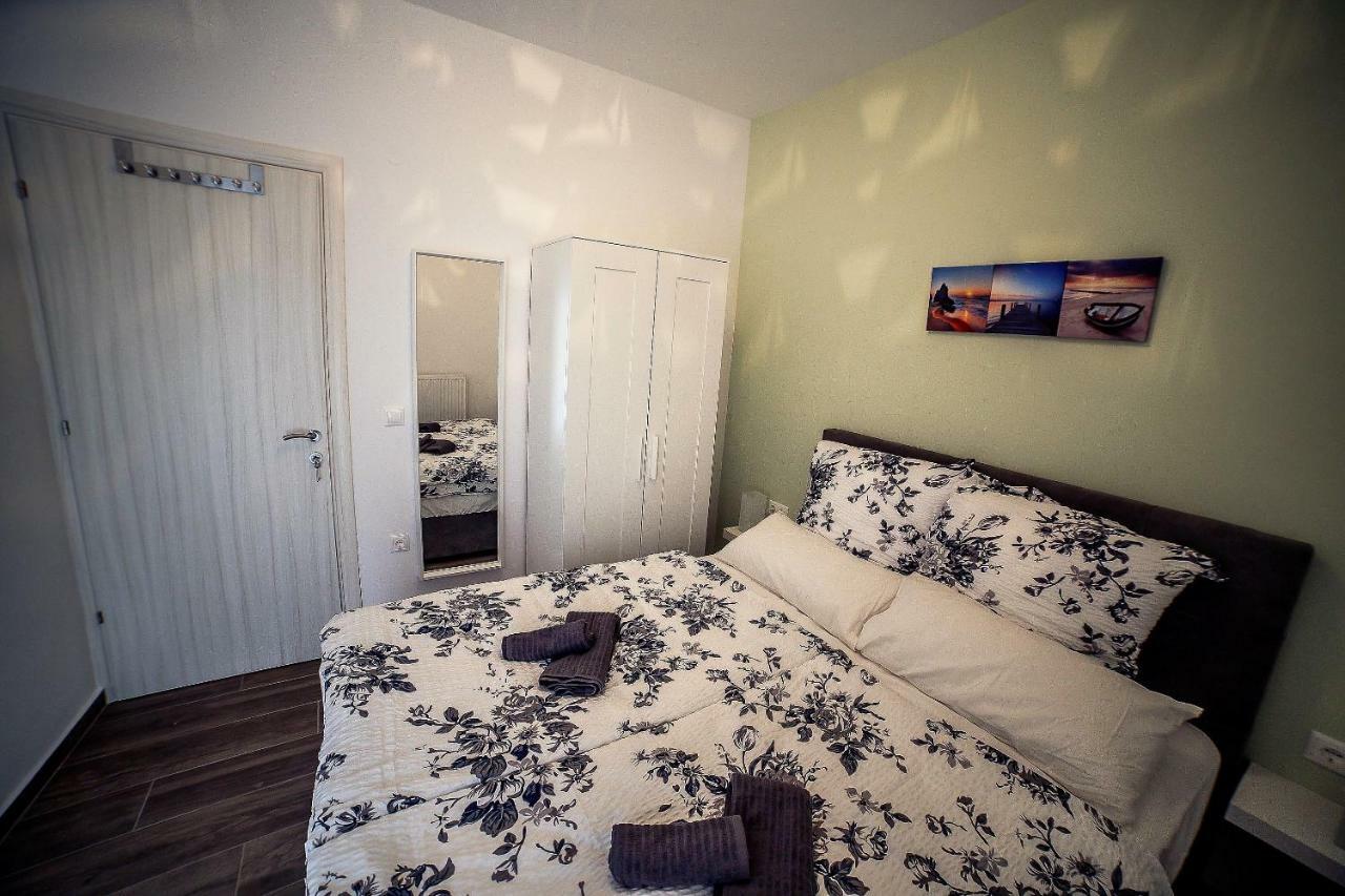 Seaview Deluxe Apartments Thessaloníki Eksteriør billede